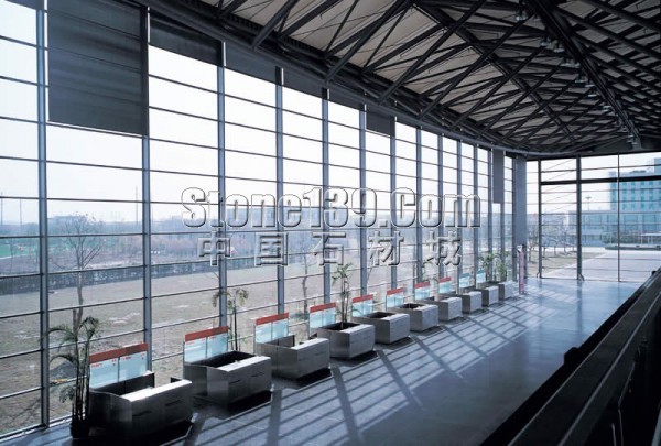 上海新國際展覽中心內景