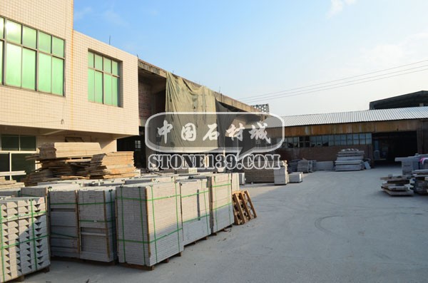 鵬志石業車間一角