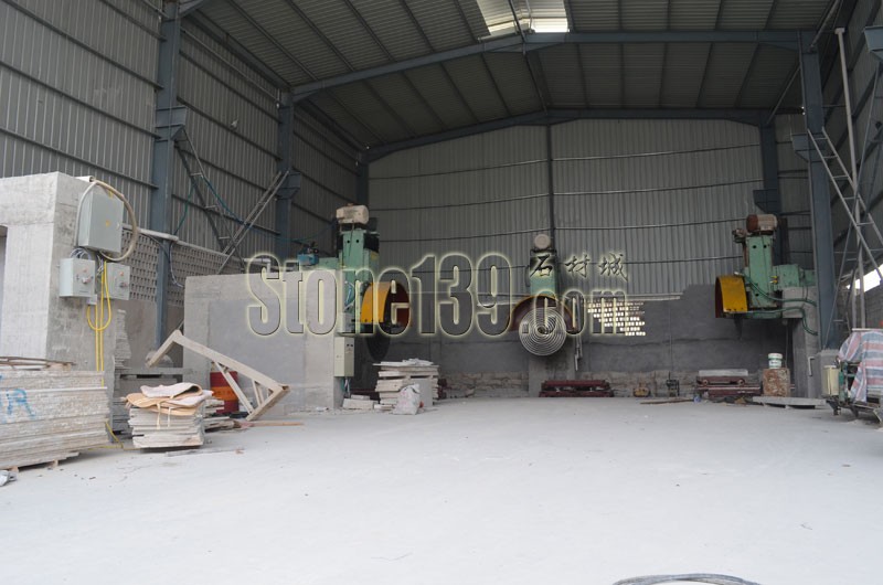益達石材花崗巖荒料大切車間
