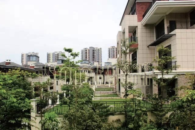 進口大理石沉香米黃酒店別墅外墻裝飾案例欣賞