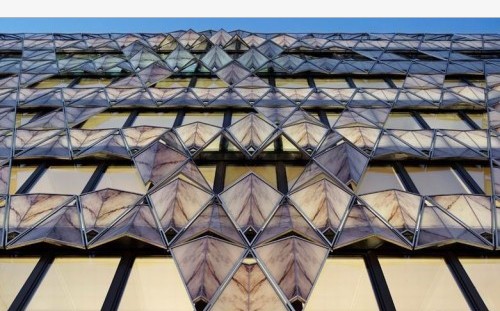 輕薄外墻藝術裝飾欣賞-折紙一樣的石材幕墻