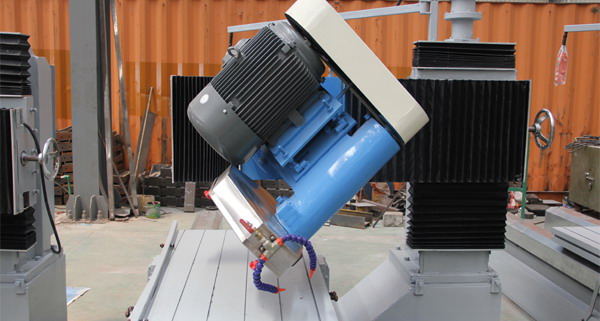 礦山開采加工過程中使用的機械設備