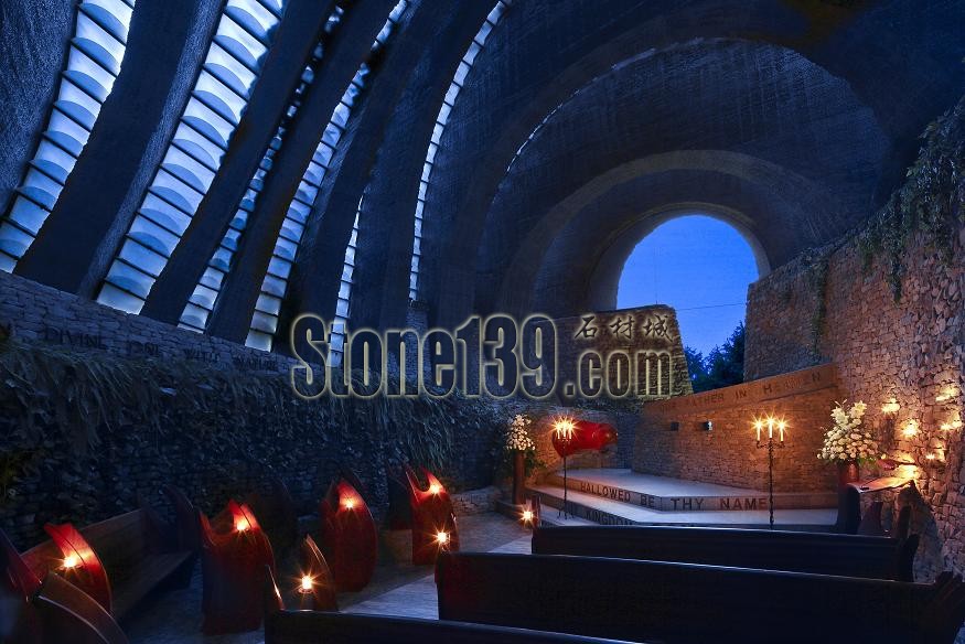 201507231357653674.jpg 全世界20座因石材而生輝的最美教堂