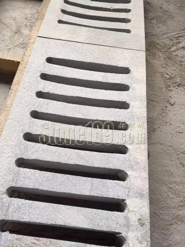 長(zhǎng)泰萬(wàn)盛石材經(jīng)營(yíng)芝麻黑花崗巖地鋪石、路延石、薄板、壁石、車止石