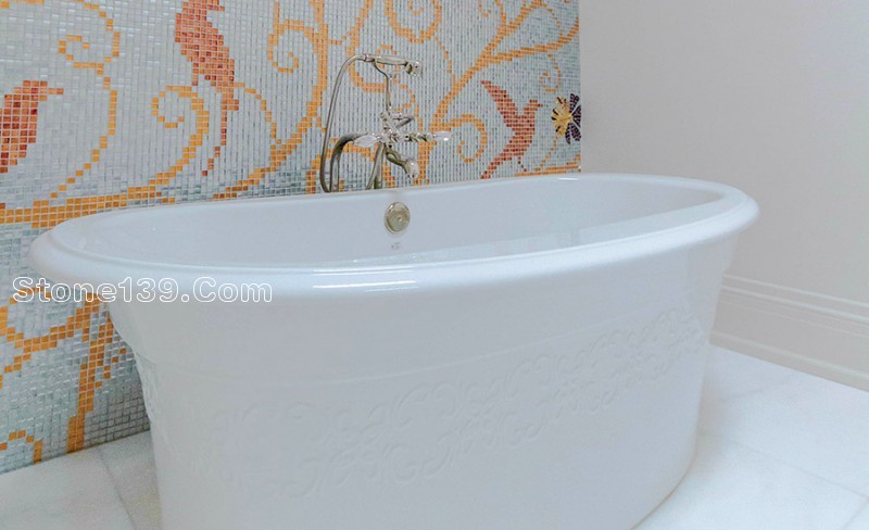 大理石瓷磚和馬賽克裝飾的多倫多市區西式高端住宅