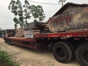 博白黑荒料大板成品裝車出貨