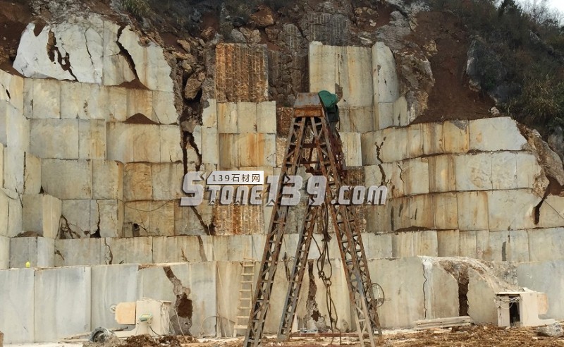 中國(guó)啡網(wǎng)大理石礦山