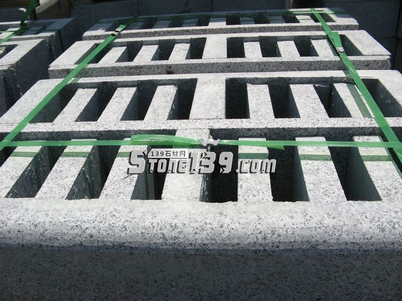 日照超博石材主營五蓮花、五蓮紅、五蓮灰、芝麻灰等花崗巖產品