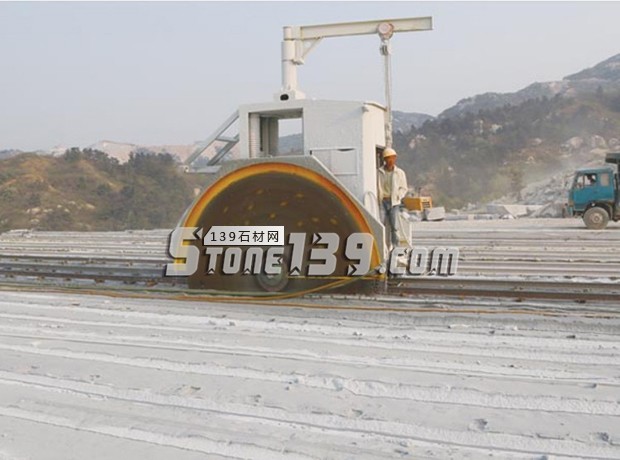 河南廣豫石業主營芝麻白/芝麻灰/黃銹石/泌陽紅等花崗巖產品