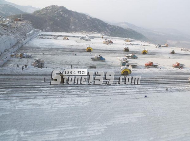 河南廣豫石業主營芝麻白/芝麻灰/黃銹石/泌陽紅等花崗巖產品