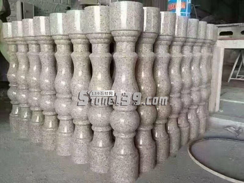 恒毅輝杰石材主營花崗巖欄桿、圓球、仿型異形等石材加工產(chǎn)品