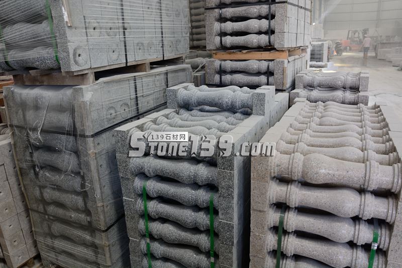 恒毅輝杰石材主營花崗巖欄桿、圓球、仿型異形等石材加工產(chǎn)品