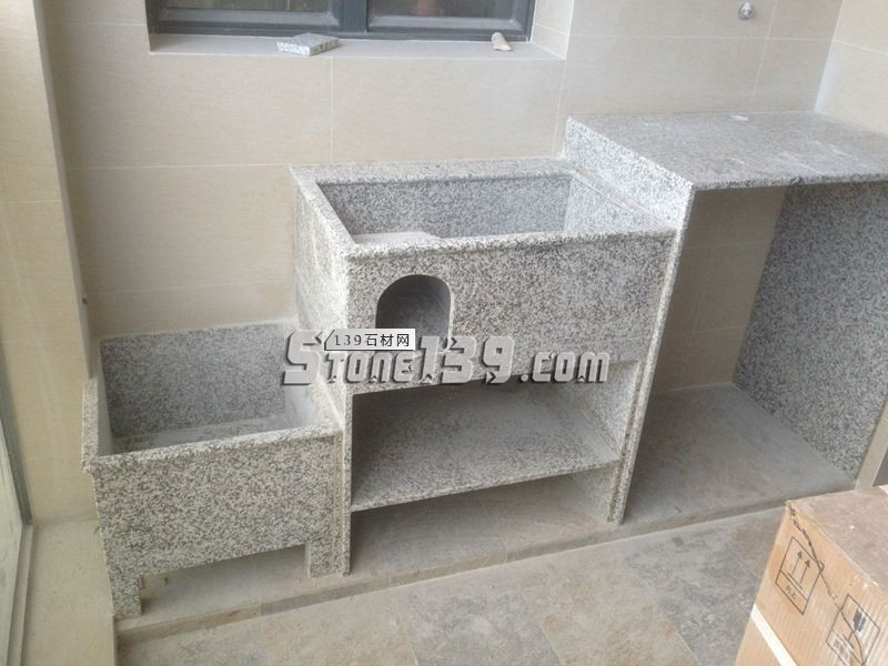 超南石業主營石材欄桿/圓球/桌椅/洗衣池/浮雕/異形線條等石材工藝產品