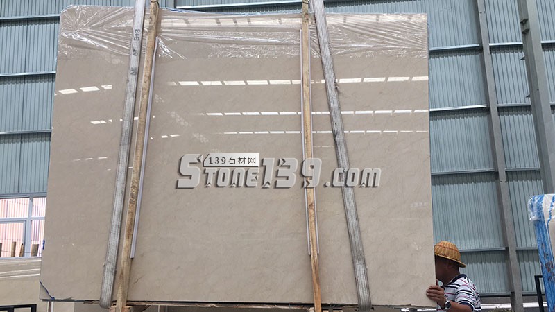 紅線莎安娜黃白底