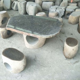 園林石桌石凳成品配套供應