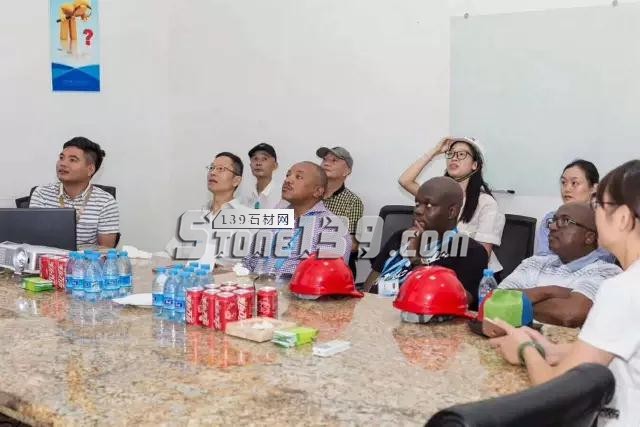 金磚考察團到高時集團和萬里石股份參觀考察 廈門金磚會議特派代表團到高時集團和萬里石股份參觀考察