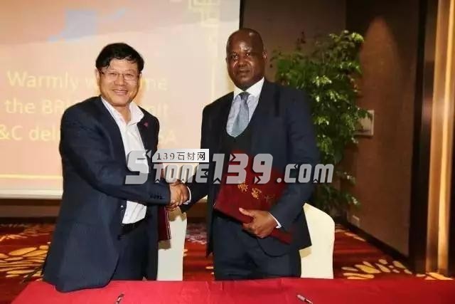 金磚考察團到高時集團和萬里石股份參觀考察 廈門金磚會議特派代表團到高時集團和萬里石股份參觀考察