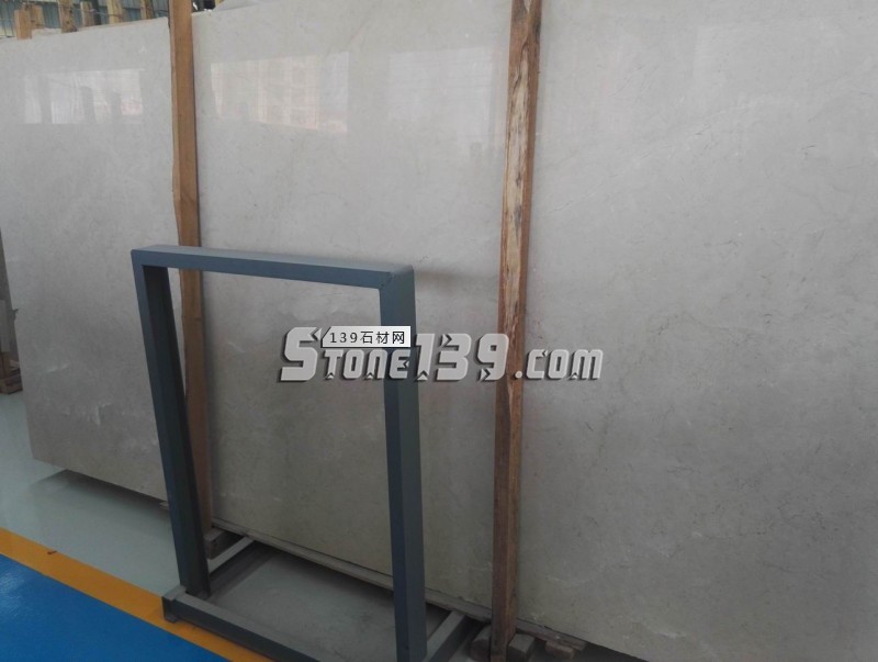 光宇石業(yè)主營藍色妖姬(藍山灰)、蔚藍海岸(紫羅蘭)、阿曼玫瑰、意大利冰玉等大理石產品