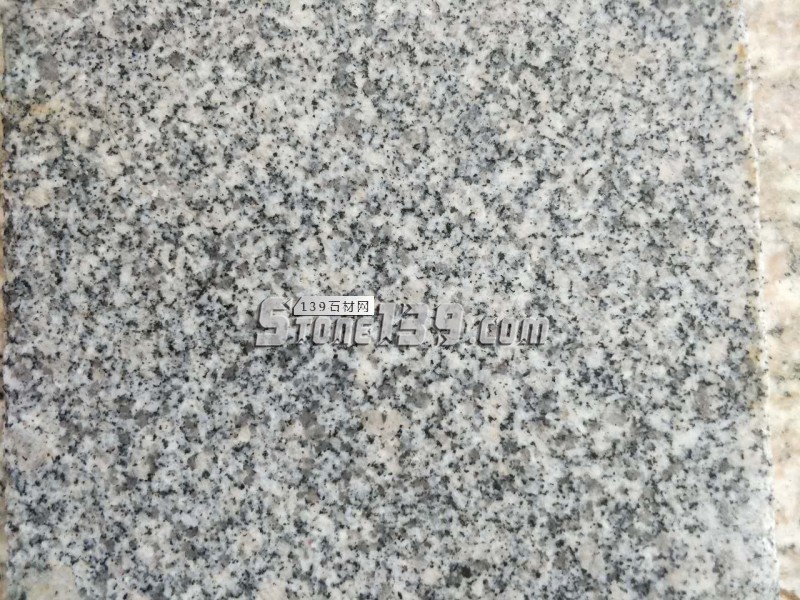 遼寧興城市名帛石材主營青山白、虎皮花、芝麻白等花崗巖產品