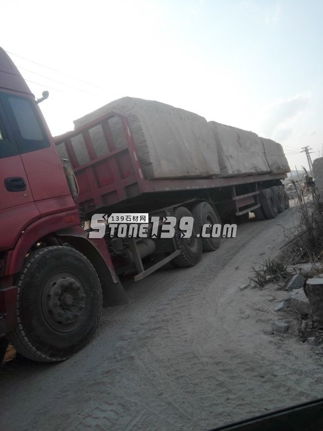 南安石井鎮征遷：1000畝23萬立方石材荒料乾坤大挪移