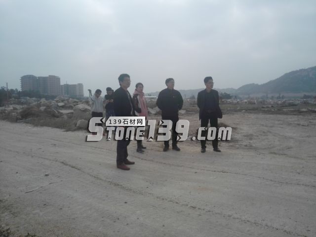 南安石井鎮征遷：1000畝23萬立方石材荒料乾坤大挪移