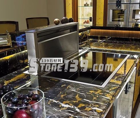 藝術品般的大理石廚房，做飯也可以很享受