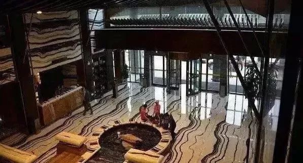 禪意十足的國石經(jīng)典——熊貓白大理石