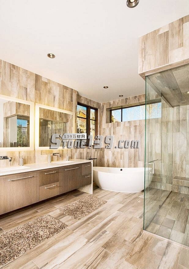 讓人眼前一亮的大理石浴室，套套都精品