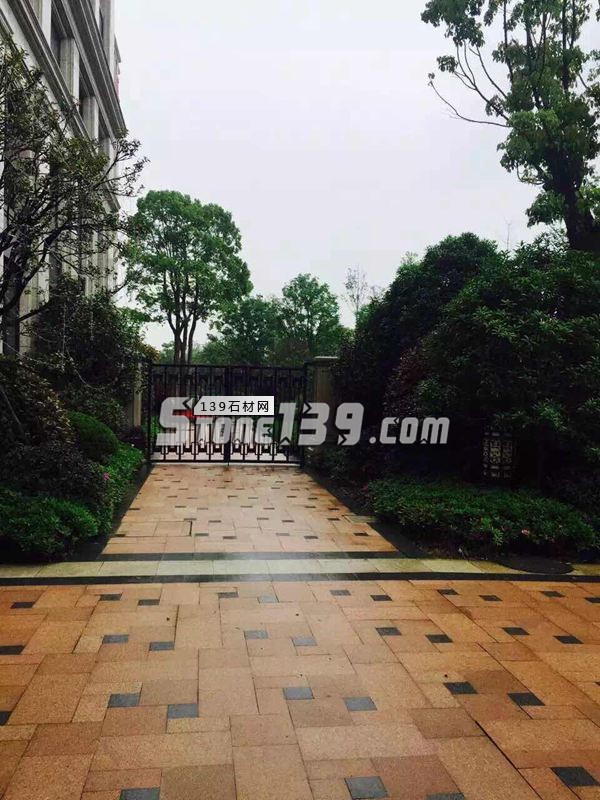 順豐石材光澤紅介紹及相關案例應用