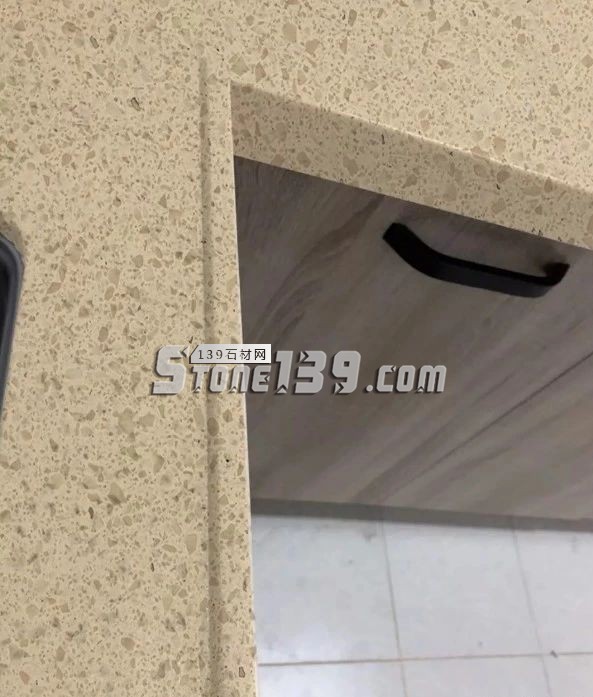 石英石臺(tái)面拼接