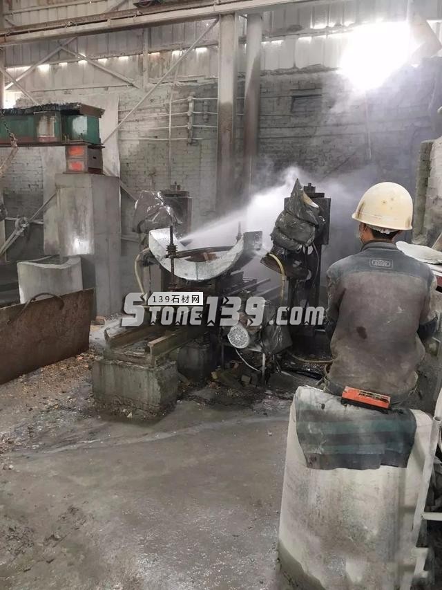 花崗巖石材圓柱加工過程圖解