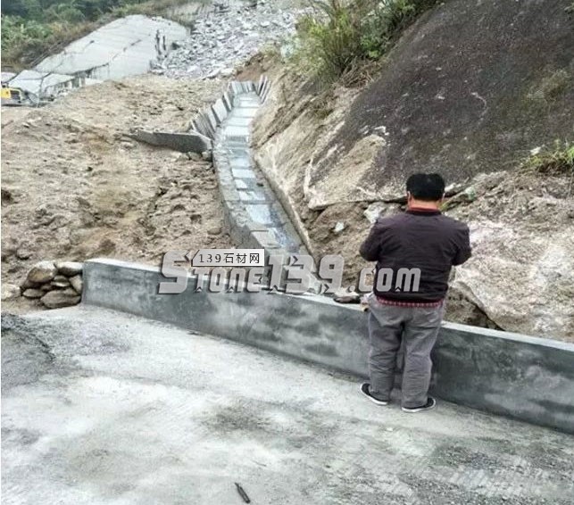 廣東海浪花石材產地信宜大成投200萬元環保,努力打造綠色礦山