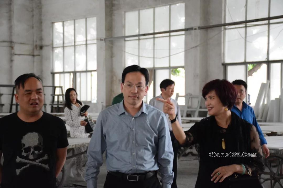 湖北團風縣委常委涂軍率隊考察調研水頭石材企業 湖北團風縣領導率隊考察調研福建水頭石材企業