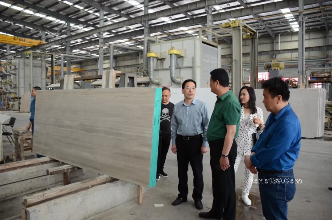 湖北團風縣委常委涂軍率隊考察調研水頭石材企業 湖北團風縣領導率隊考察調研福建水頭石材企業