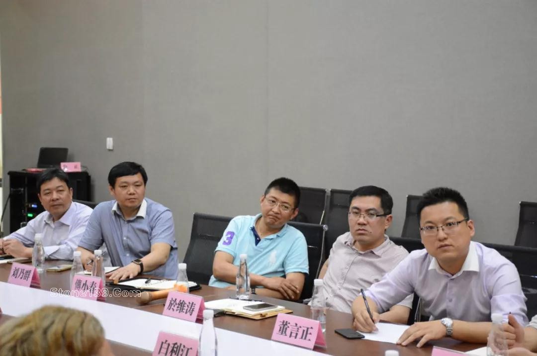 洋口港集裝箱運輸航線將于6月份開通，管委會一行到水頭做考察交流