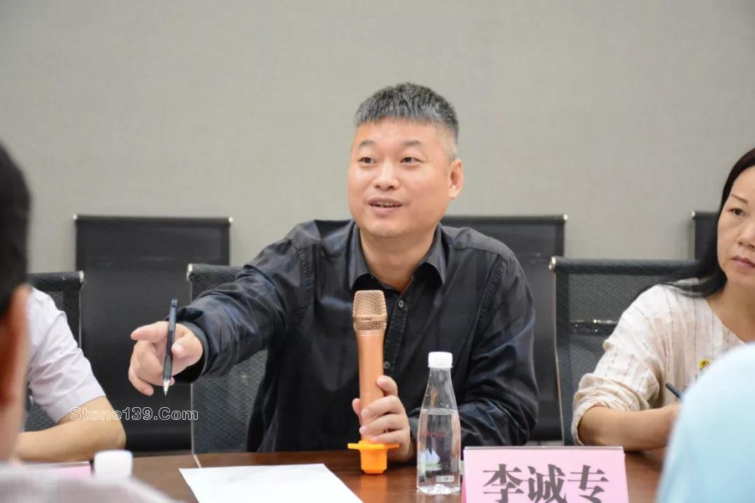 洋口港集裝箱運輸航線將于6月份開通，管委會一行到水頭做考察交流