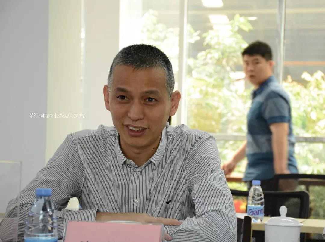 南安市政協調研組到水頭鎮光明石業進行專題調研