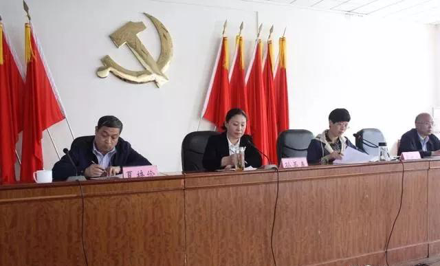 山東五蓮縣召開石材加工企業規范提升暨花崗石廢料處置點整改驗收工作推進會 山東五蓮縣召開石材加工企業規范會議現場"