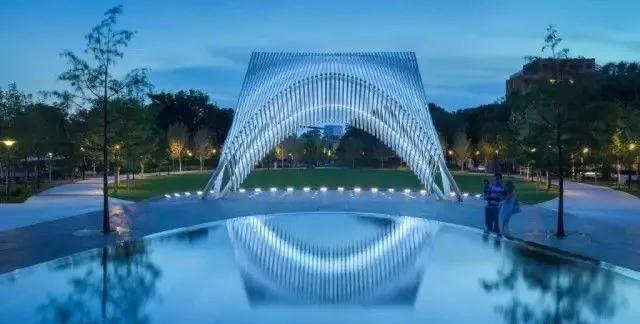 花崗巖石材工程鏡面水的做法 石材鏡面水的做法淺析(配圖)