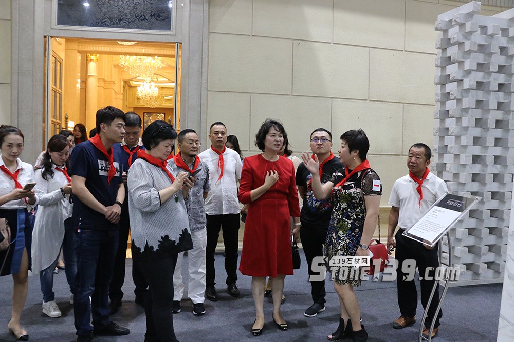 順發石代廣場開業盛典暨2018順發石尚發布會盛大啟幕 2018順發石代廣場開業盛典現場圖