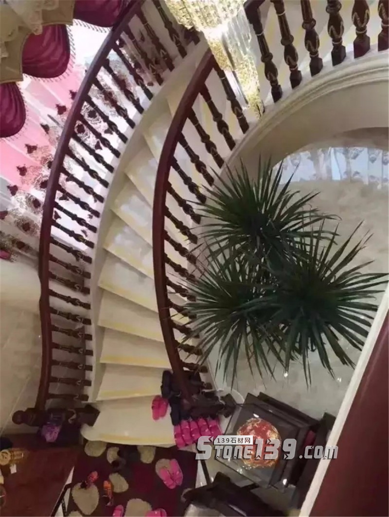 大理49款室內(nèi)大理石旋轉(zhuǎn)樓梯裝飾實例欣賞