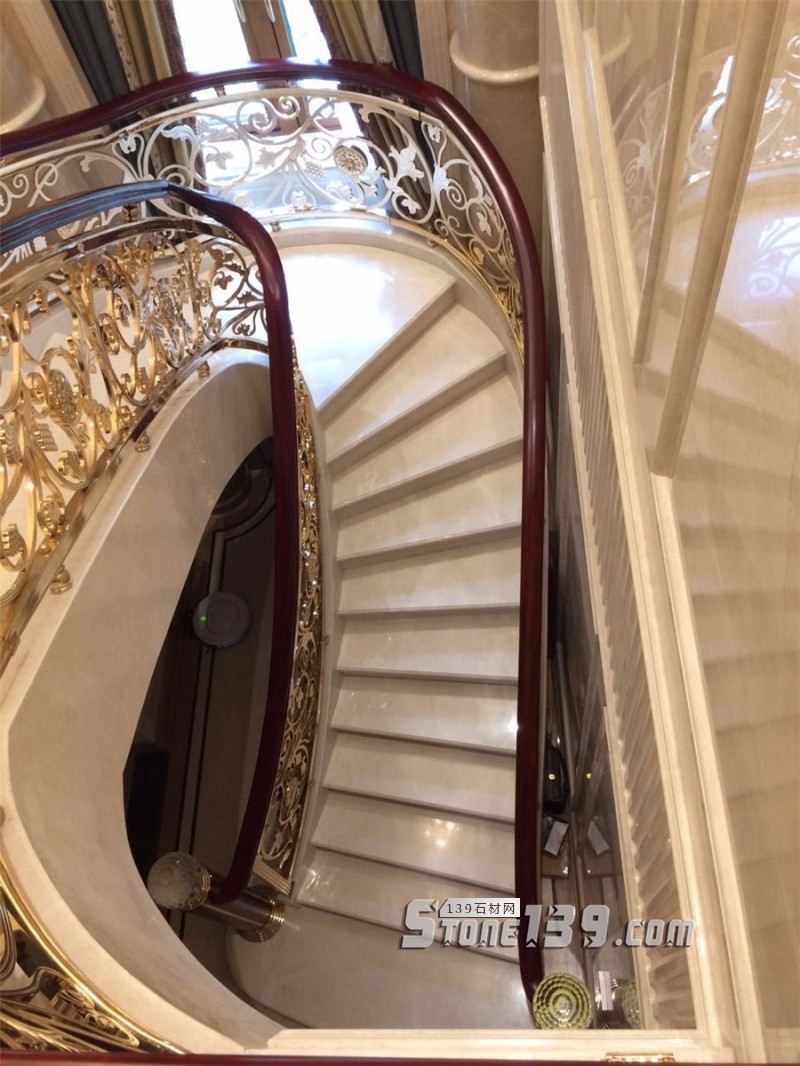 大理49款室內(nèi)大理石旋轉(zhuǎn)樓梯裝飾實例欣賞