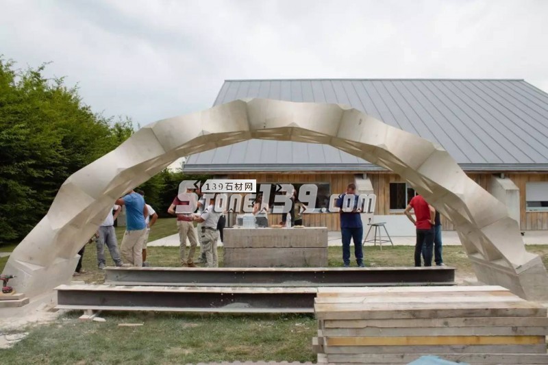 用(意大利)原石打造的拱形石材拋物線拱形預制結構