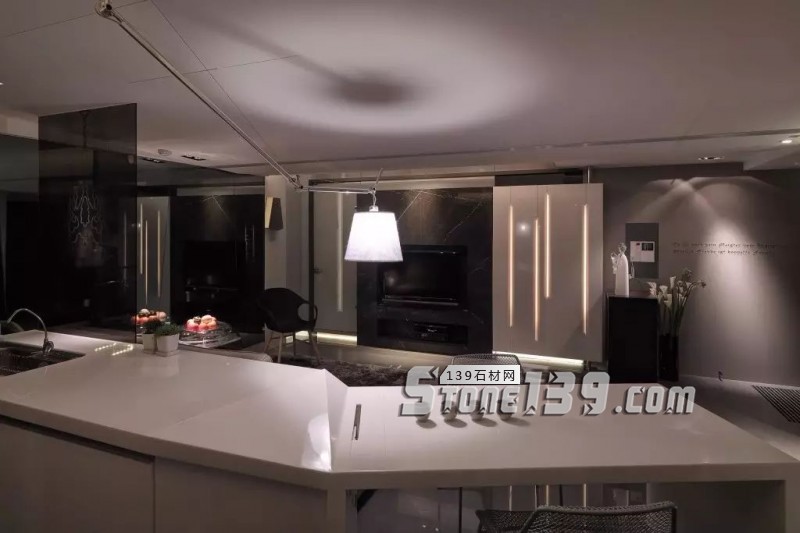 80后、90后年輕人鐘愛的大理石電視背景墻裝飾風格