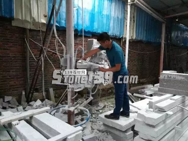 福建南安市霞美鎮依法關閉4家“三無”石材廠