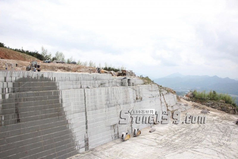 邊開礦邊種樹,福建富強石材企業為什么要這樣做?