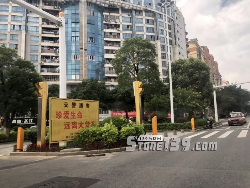 福建水頭違規大貨車，還有沒有人管管了？！