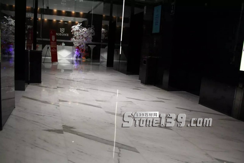雪花白大理石經典裝飾設計案例-感受奢華紋理之美