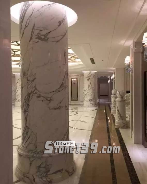雪花白大理石經典裝飾設計案例-感受奢華紋理之美