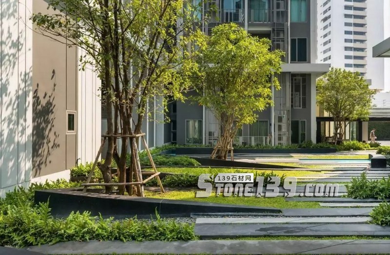 創意景觀設計,石材嵌草鋪裝惹人醉